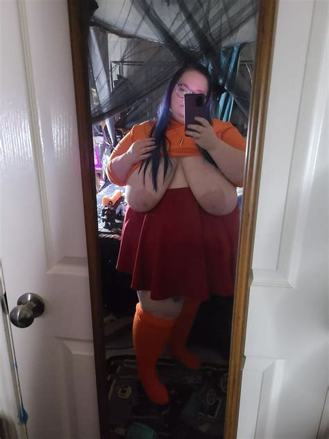 Slutty Bbw Velma Needs Helps Finding Her Holes Nudes Bbw Nude Pics Org