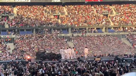 Bts Not Today Stade De France Paris 08062019 Youtube