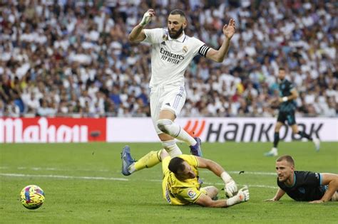 Benzema Cetak Hat Trick Dalam Kemenangan Real Madrid Atas Almeria