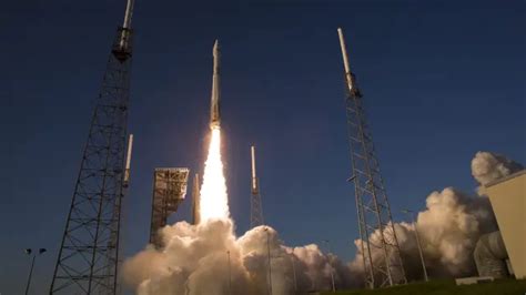 La Nave Osiris Rex De La NASA Descubre Agua En El Asteroide Bennu