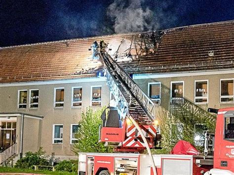 Technischer Defekt L St Brand In Grundschule Rothenstein Aus