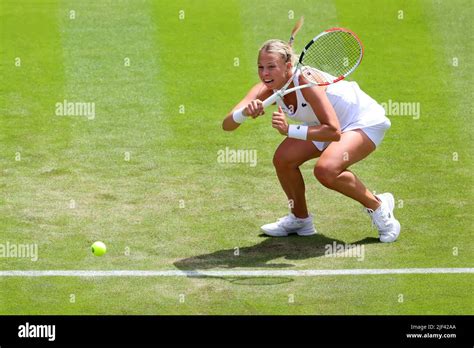 Anett Kontaveit Wimbledon Hi Res Stock Photography And Images Alamy