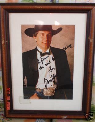 GEORGE STRAIT FRAMED AUTOGRAPH PIC - ORIGINAL! | #18839652