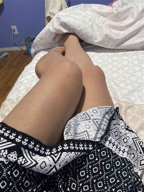 Does Anyone Like My Legs Nudes Legs NUDE PICS ORG