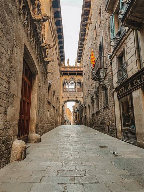 Secrets Of Pont Del Bisbe Barcelona Gothic Quarters Bishops Bridge