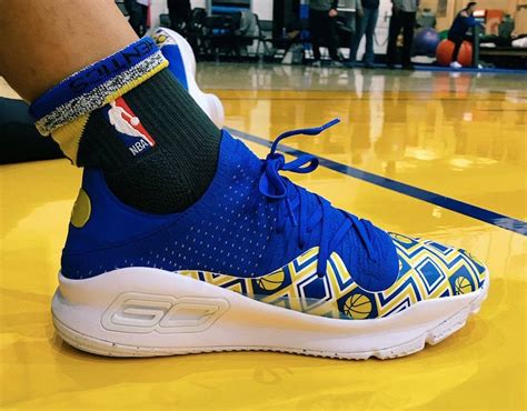 Under Armour Curry 4 Low Dance Cam Mom | SneakerFiles