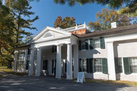 Touring the Vanderbilt Mansion National Historic Site in the Hudson ...