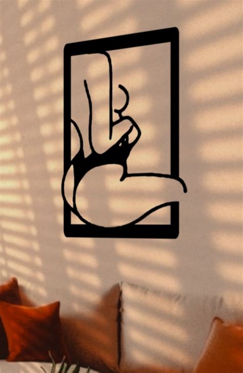 Seated Nude Woman Wall Art SVG STL File For 3D Printing And CNC Machining Laser Cutting