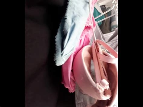 Quần lót xanh XVIDEOS