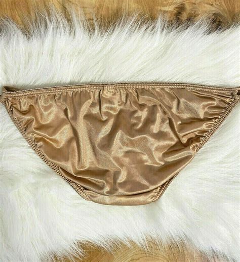 NWOT S VINTAGE WOMEN S NUDE NYLON BIKINI PANTIES SE Gem