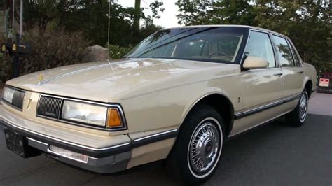 1986 Oldsmobile Delta 88 Royale Brougham