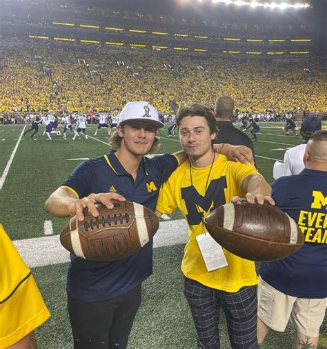 Ducks Hockey Hockey Baby Hot Hockey Players Hockey Teams Hockey Stuff Michigan Hockey