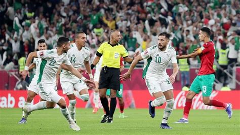 الفيفا تعاقب المنتخب المغربي بسبب عبارات عنصرية في مباراته ضد الجزائر