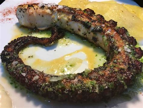 Pulpo A La Brasa Con Alioli De Pimientos Receta R Pida Y F Cil