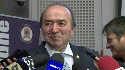 Întrebarea care l a făcut pe Tudorel Toader să izbucnească în râs