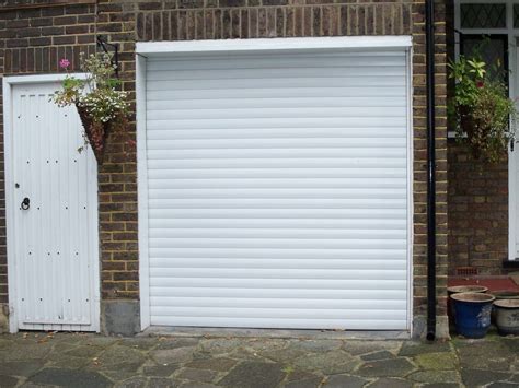 Roller Garage Door In Beckenham Kent Sbi Ltd