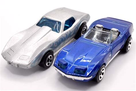 72 STINGRAY CONVERTIBLEのレビューデザイナーの愛車C3コルベットがミニカーに HKG60 Hot Wheels 情報まとめ ホットウィール にわかマニア