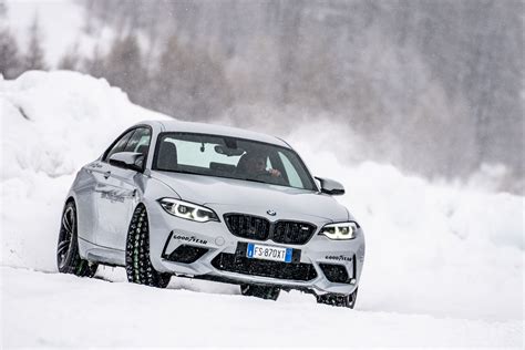 Corso Di Guida Su Neve Guidare Sul Ghiaccio GuidarePilotare