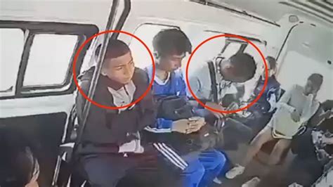 VIDEO En Menos De Un Minuto 3 Ladrones Asaltan A Pasajeros De Combi