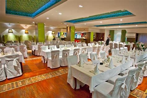 Hotel Hollywood Sarajevo - Compare Deals