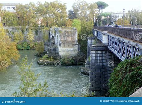 Italy Rome 86 Ponte Palatino View Of The River Tiber And The