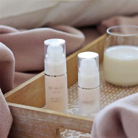 MIKOL Naturalize your skin | Cosmetici al mirtillo nero Made in Italy ...