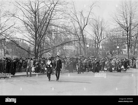 Easter Egg Rolling, White House, 1914 Stock Photo - Alamy