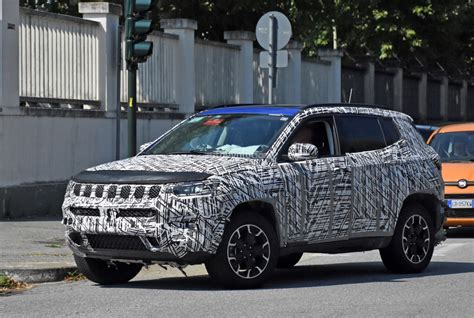 2022 Jeep Compass Hides Narrower Headlights Larger Grille Under Camouflage Autoevolution