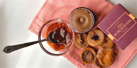 I'M FROM Fig Scrub Mask – review