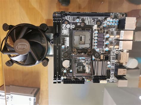 Płyta główna Gigabyte GA-B75N ITX + i5-2400 BCM - 12709937016 ...