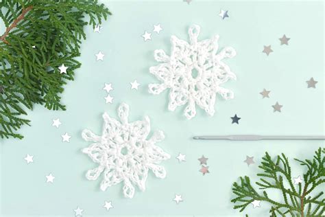 10 Crochet Snowflake Patterns