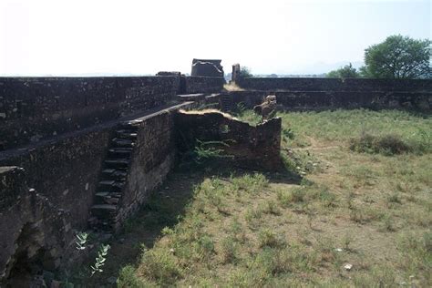 Heritage of Haryana: Fort at village Islampura near Narnaul