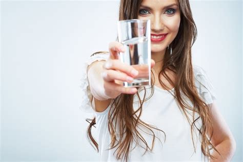 Comment boire de l eau et rester bien hydraté pendant la journée