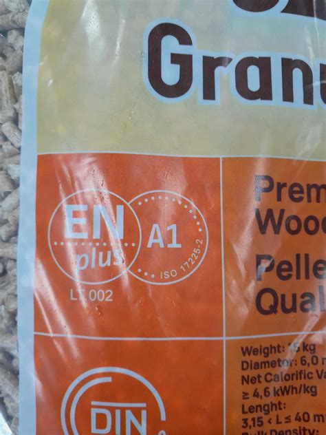 Pellet Drzewny Premium Mm Granulita Din En Plus A Dow Z P Ock Gratis