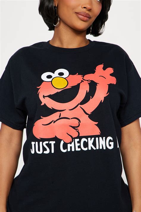 Elmo Checking In 9