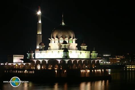 Putra Mosque (Masjid Putra), Putrajaya