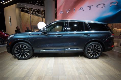 2020 Lincoln Aviator Drops Three Exterior Colors From Order Sheet