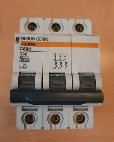 Interruttore Magnetotermico Automatico Merlin Gerin P C