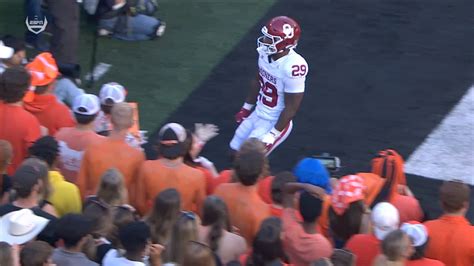 Oklahoma Takes The Lead On A Tawee Walker Td Stream The Video Watch