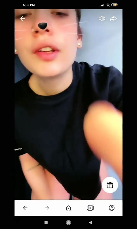 Latina Sexy Cam Queen Mia Mia Queen