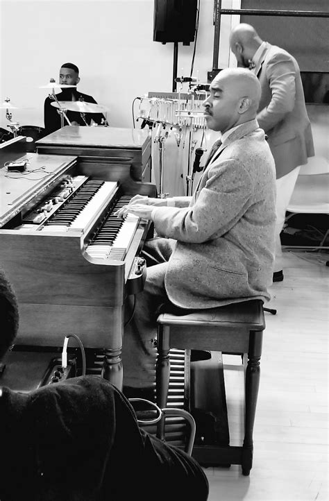 Let Everybody... - The TRUTH OF GOD with Pastor Gino Jennings