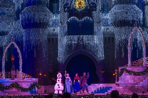 Disney To Live Stream A Frozen Holiday Wish