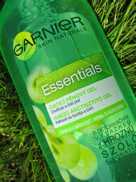 Очищающий пенистый гель Garnier Essentials. Бюджетная умывалка, чего ...
