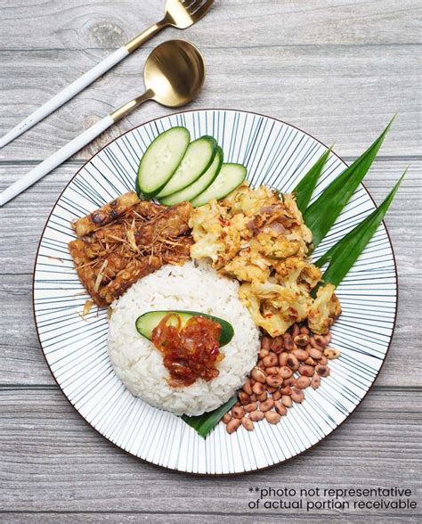 Vegan Nasi Lemak Serves Cookin