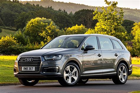 Audi Q7 E Tron Hybrid Quattro Suv First Drive Girlracer Magazine