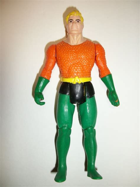 Dc Superpowers Aquaman Action Figure