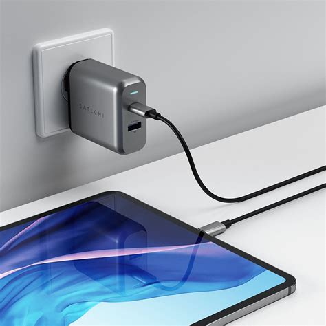 Satechi 30w Väggladdare Med Usb C Och Usb A Uttag