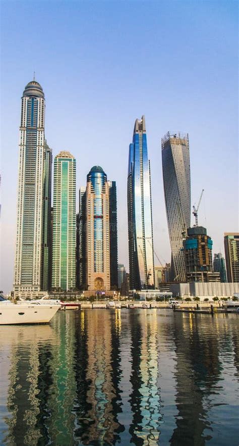 Dubai Uae 07192021 Vista De Torres Do Distrito De Dubai Marina Do Porto