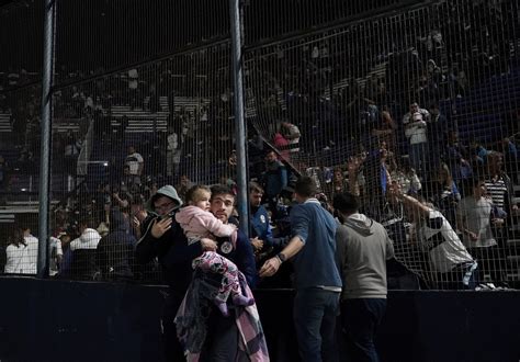 Tumulto causa morte de torcedor e suspensão do jogo entre Gimnasia e