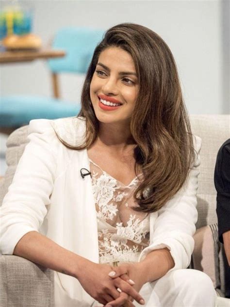 Priyanka Chopra Latest Hot Pics